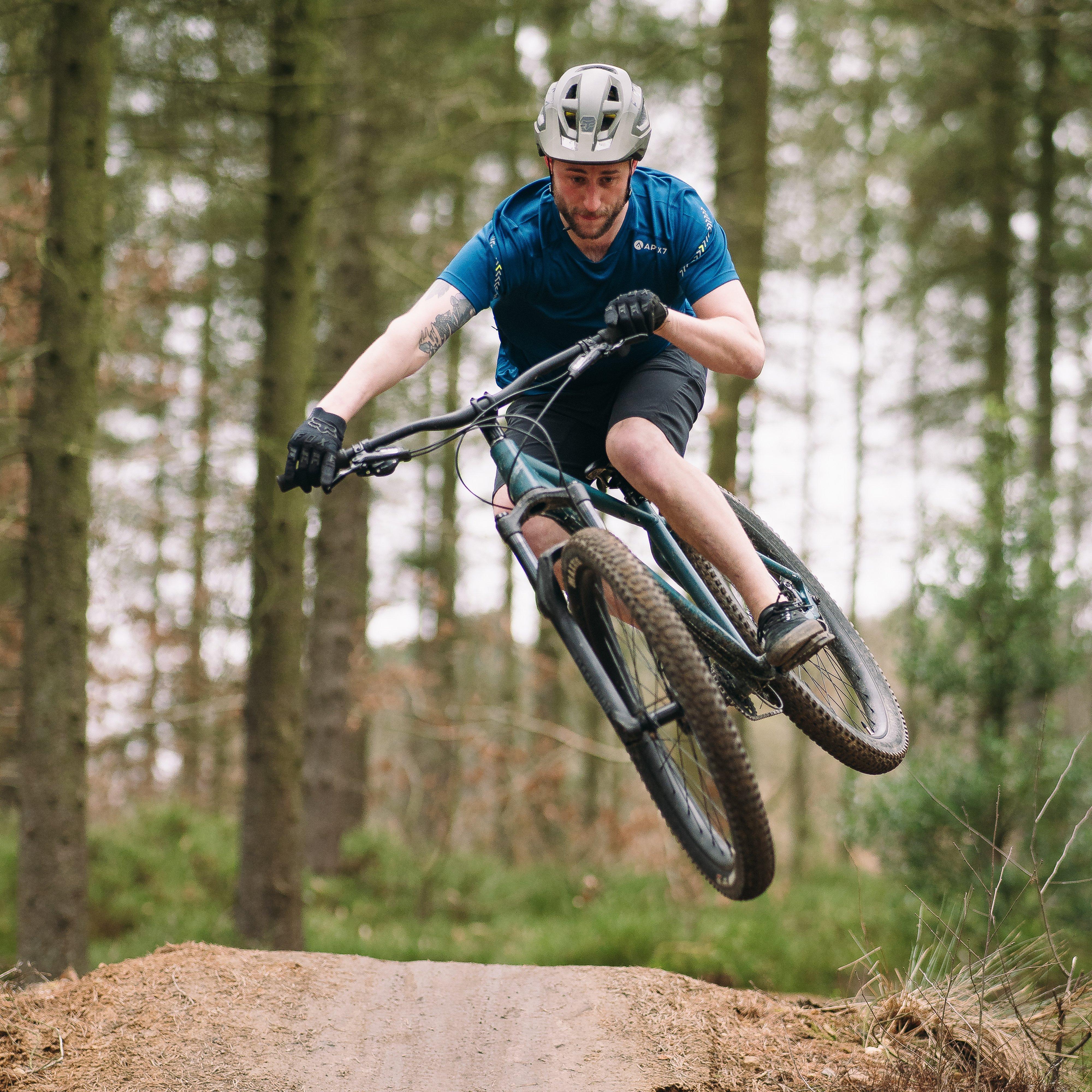 Lithium Short Sleeve Jersey - Image 10