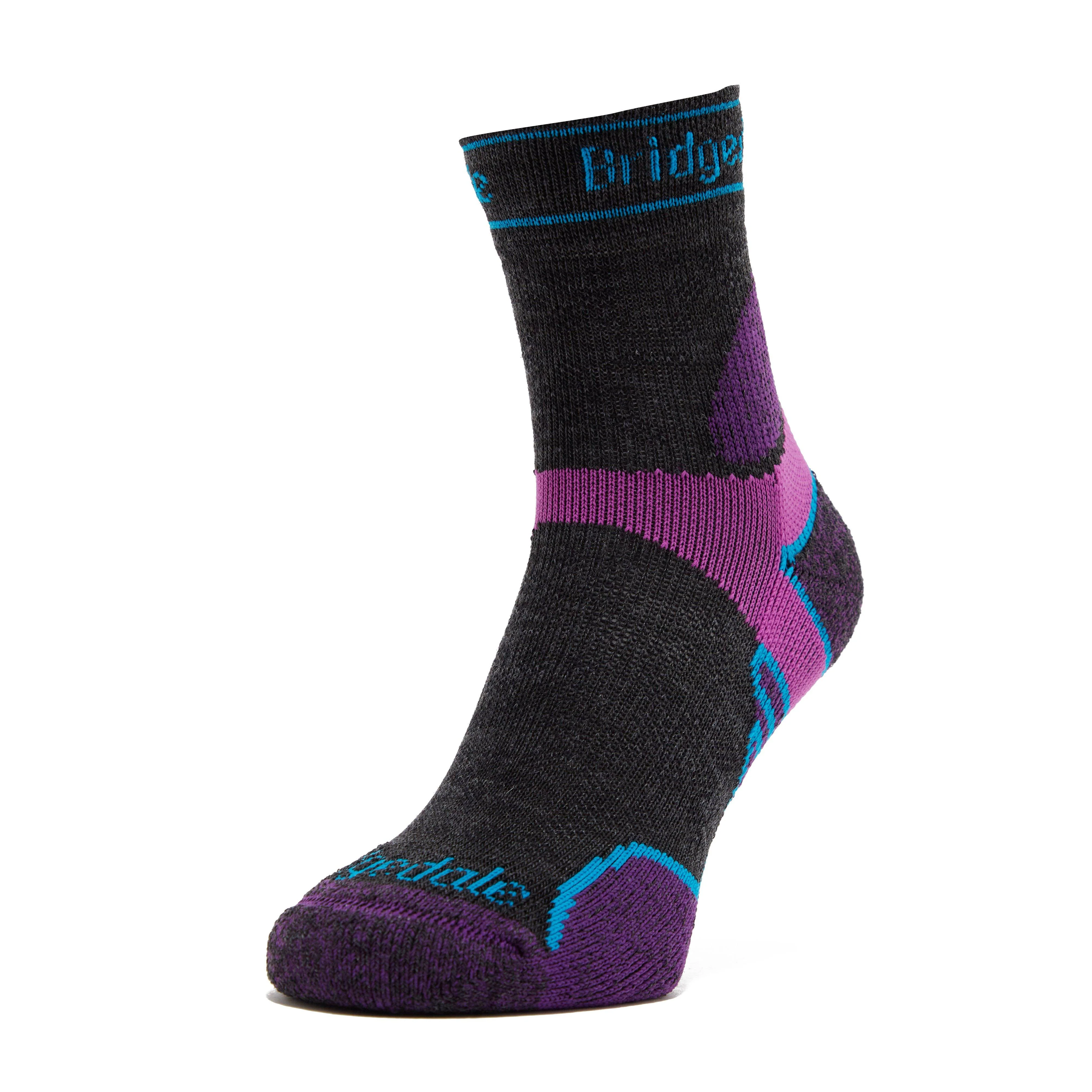 Women’s Lightweight Merino Performance ¾ Crew Socks - Image 6