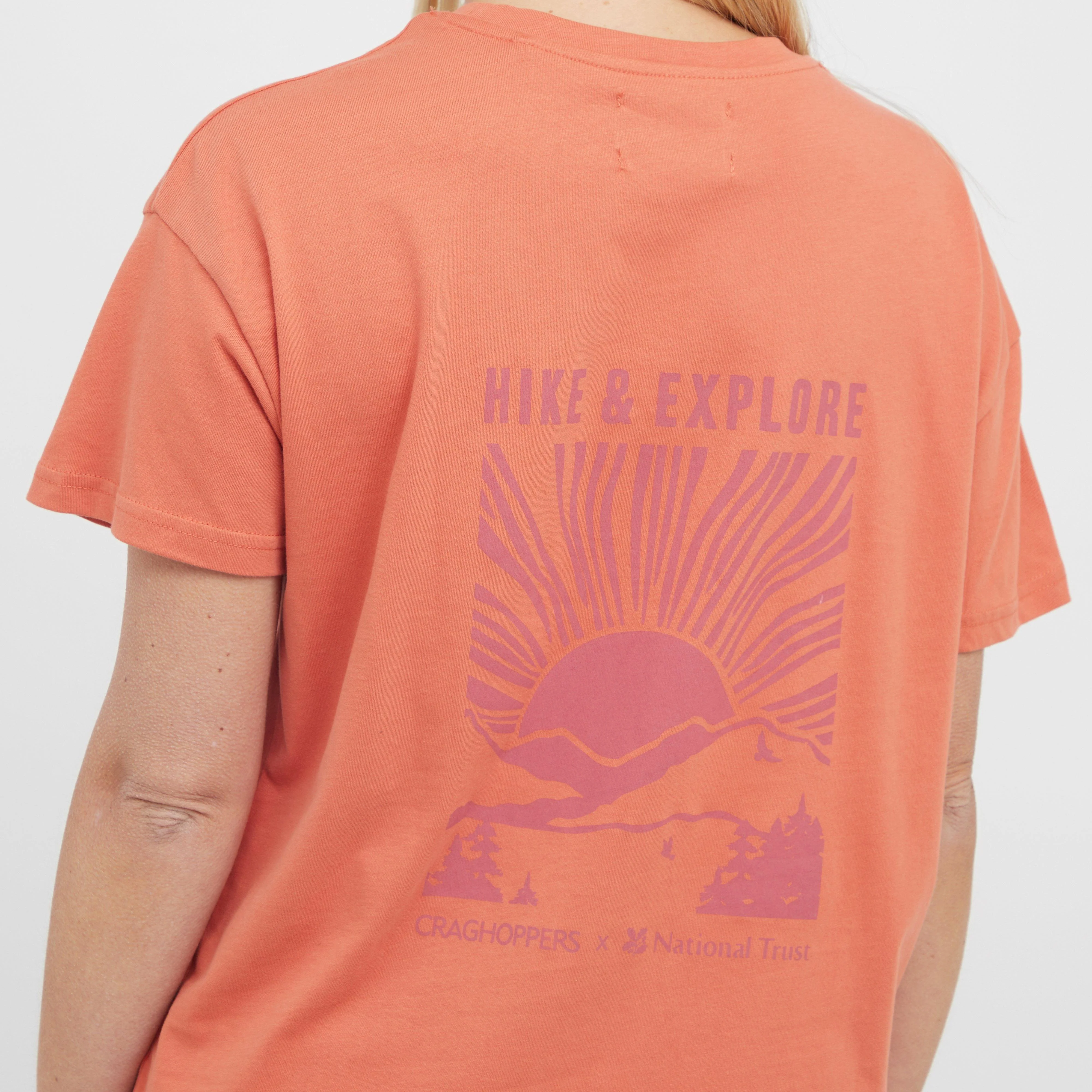 Women’s Bistort T-Shirt - Image 6