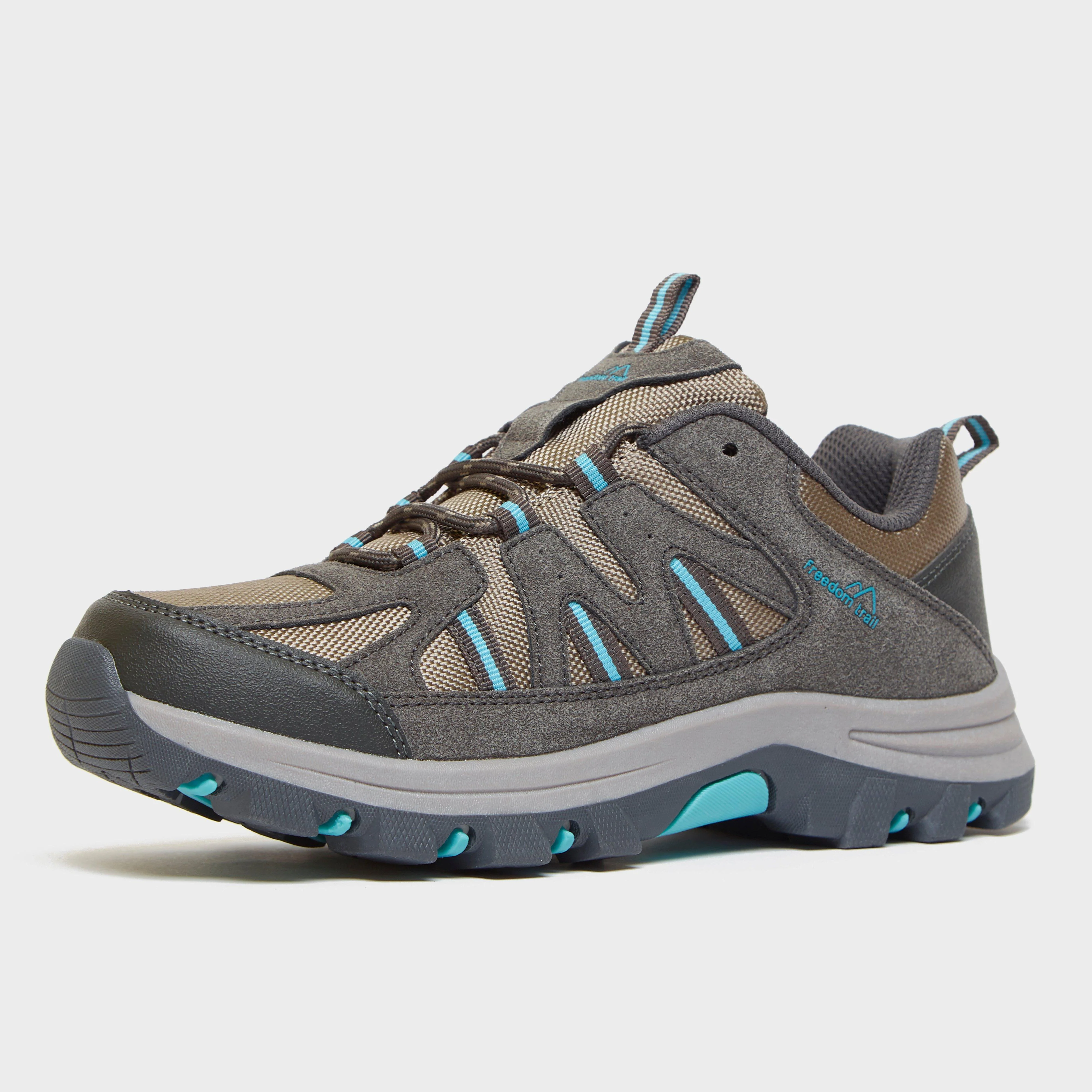 Women's Buxton Walking Shoes - Image 3
