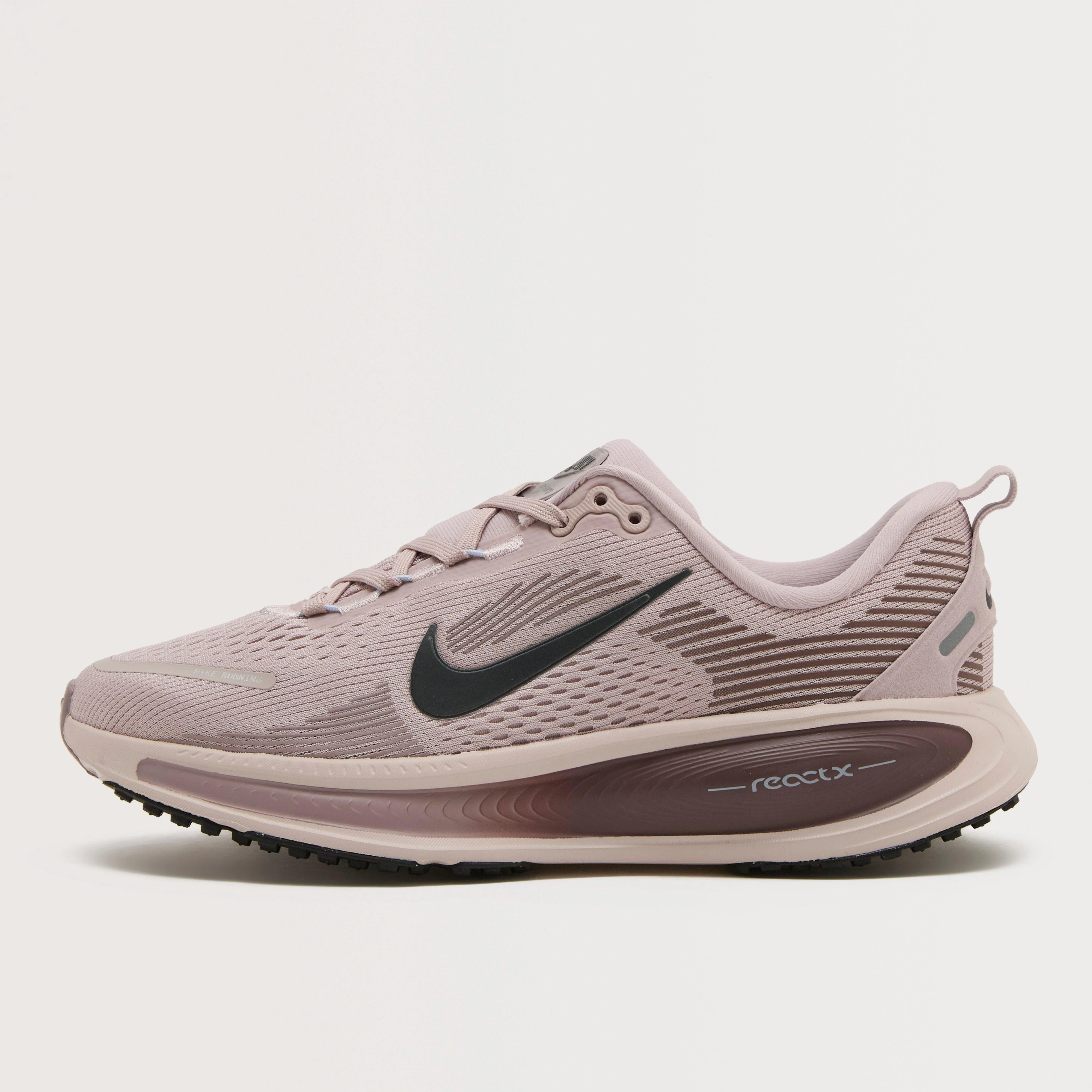 Older Kids’ Vomero 18 Road Running Shoes